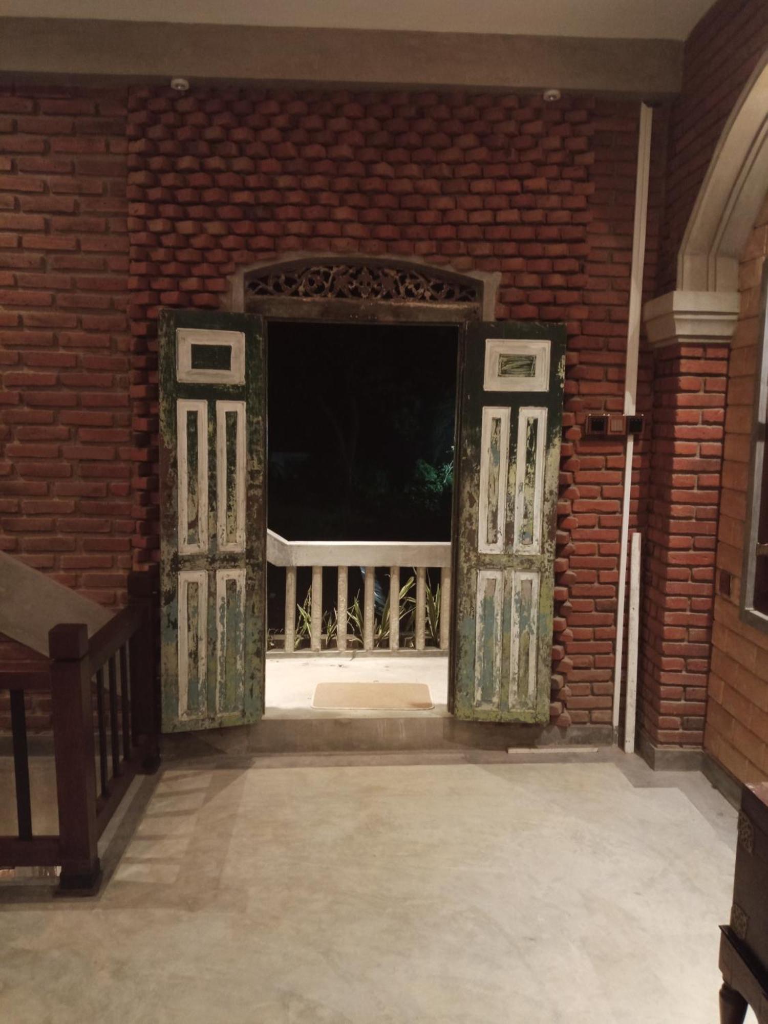 Habaraduwa Central The Brick Wonder酒店 外观 照片